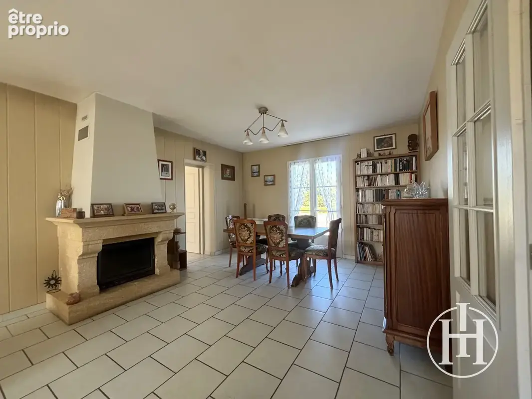 Maison de plain pied avec garage et piscine à Orval - photo 3