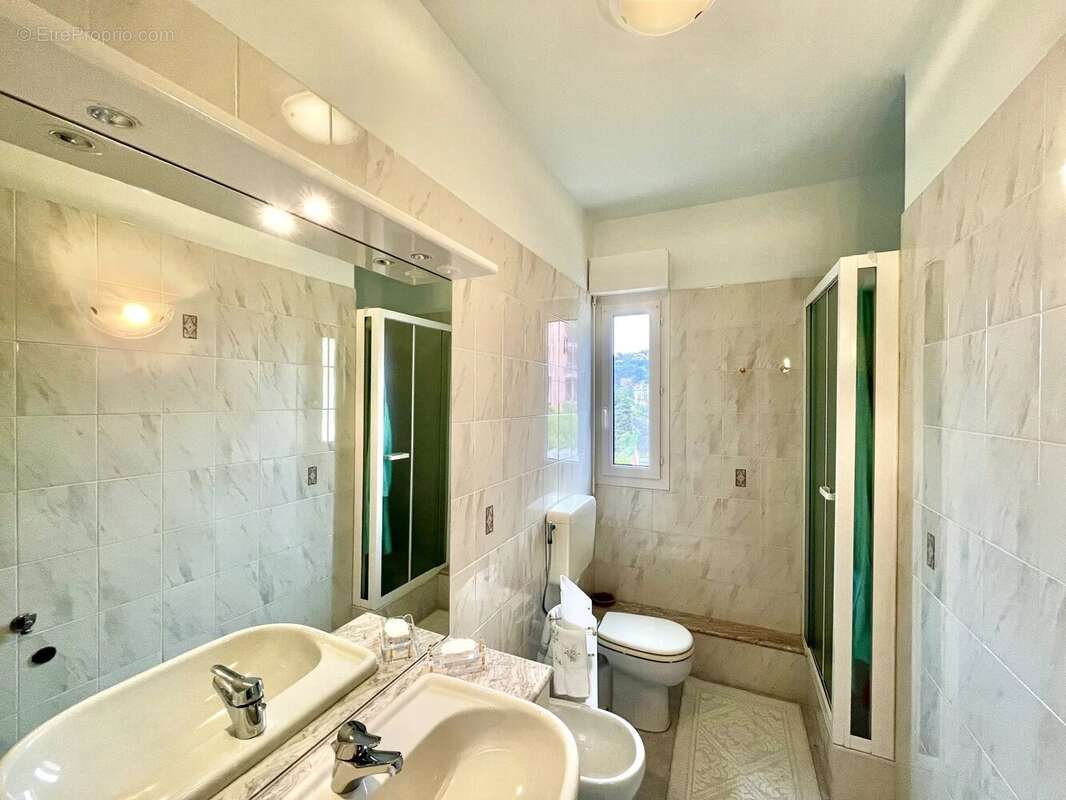 Appartement à MENTON