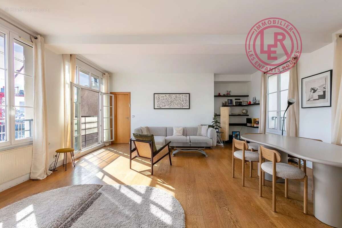 Appartement à PARIS-11E