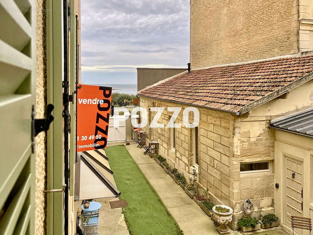 Appartement à LUC-SUR-MER