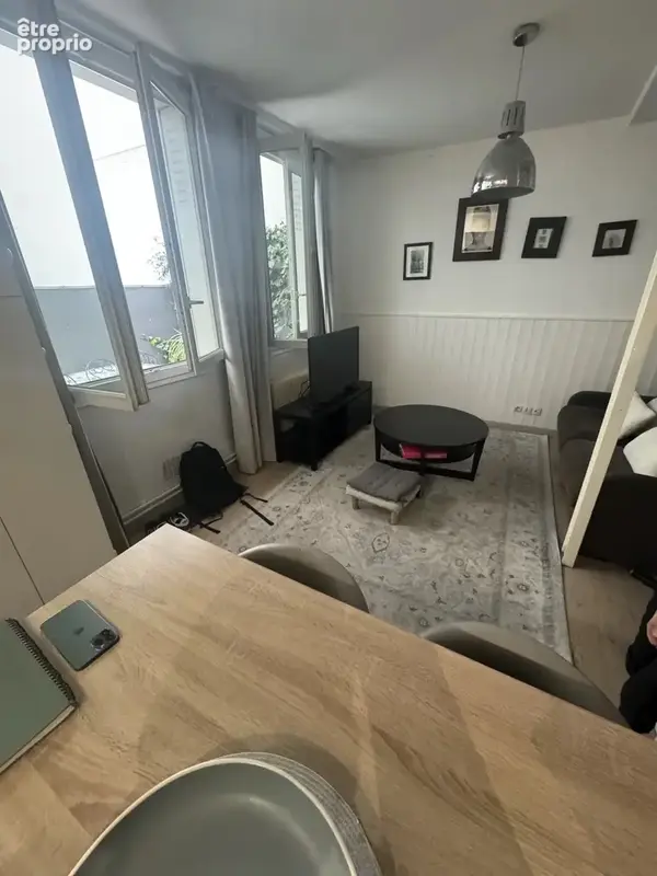 Appartement à PARIS-20E
