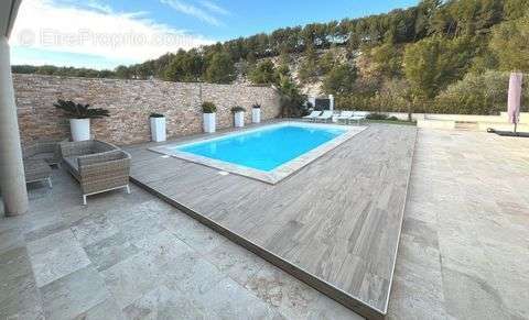 Maison à ROQUEFORT-LA-BEDOULE