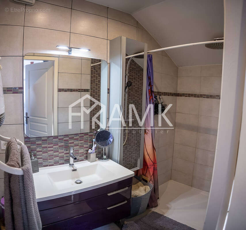 A izeaux  une propriété comparable à aucune autre… - photo 13