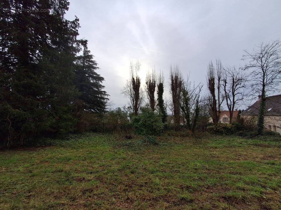 Terrain à EPIAIS-RHUS