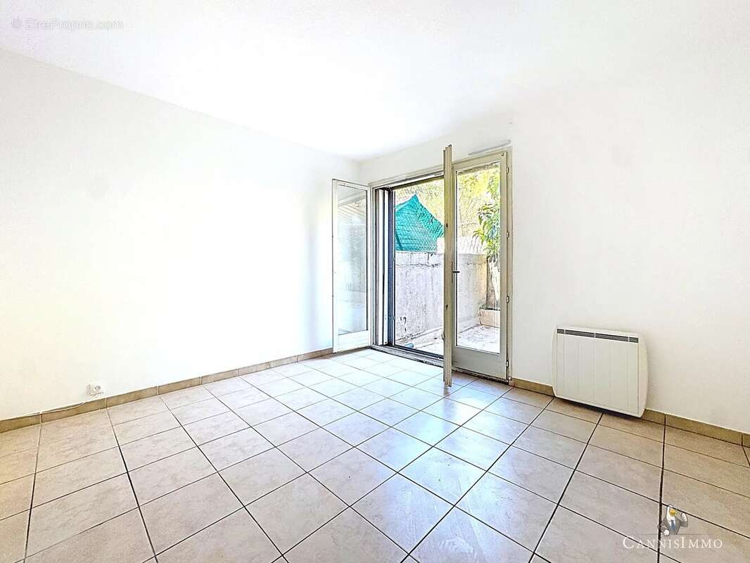 Appartement à PEGOMAS