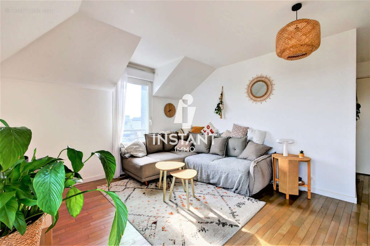 salon - Appartement à CRETEIL