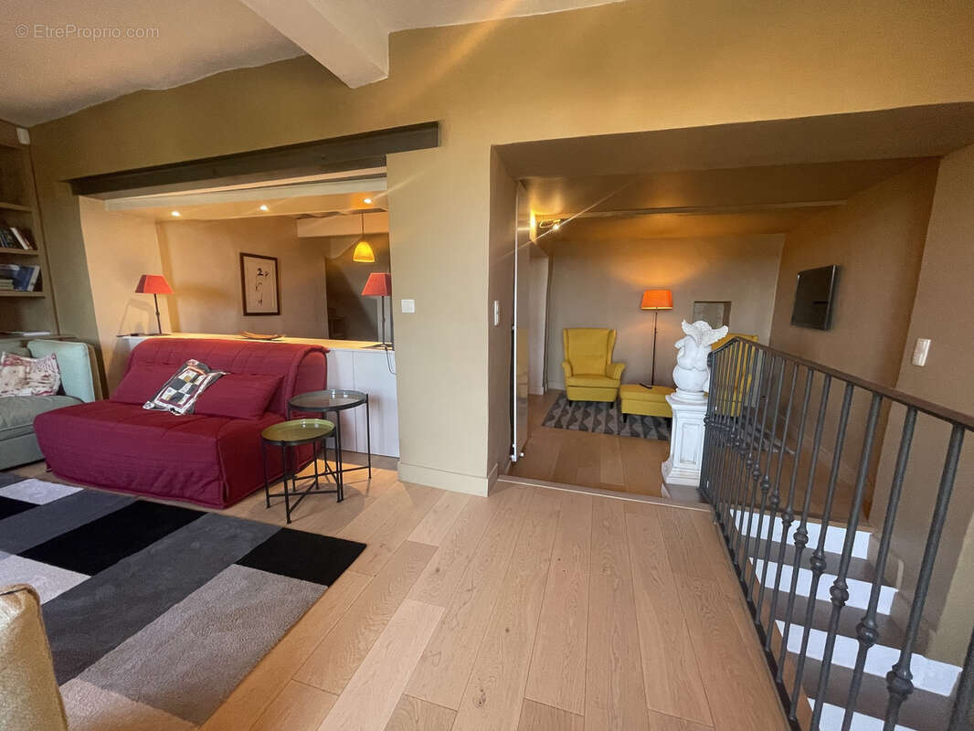 Maison à VAISON-LA-ROMAINE