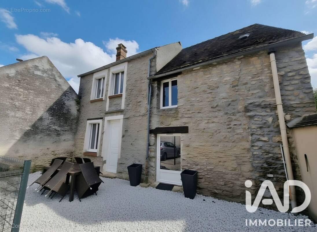 Photo 1 - Maison à CHAMPMOTTEUX