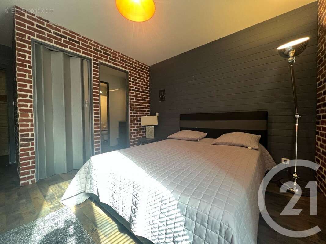 Maison 350 m² à Aurillac  - photo 23