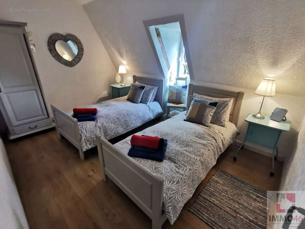 Maison à ALVIGNAC