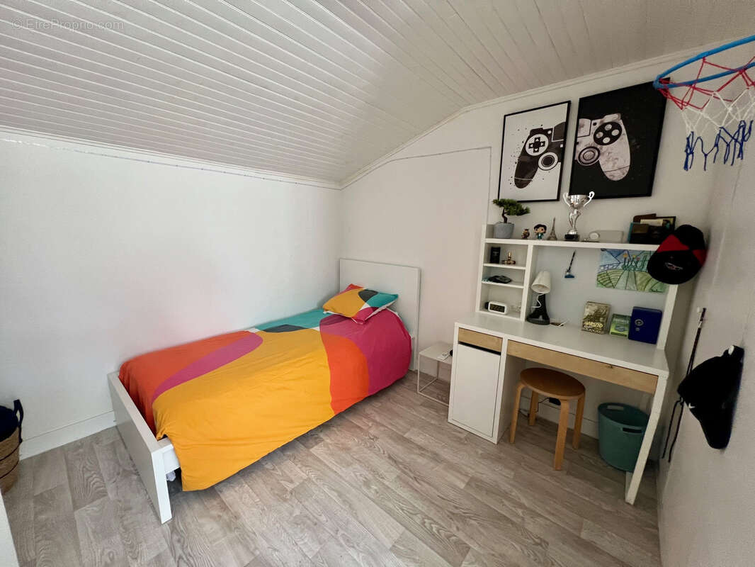 Maison à PARAY-VIEILLE-POSTE