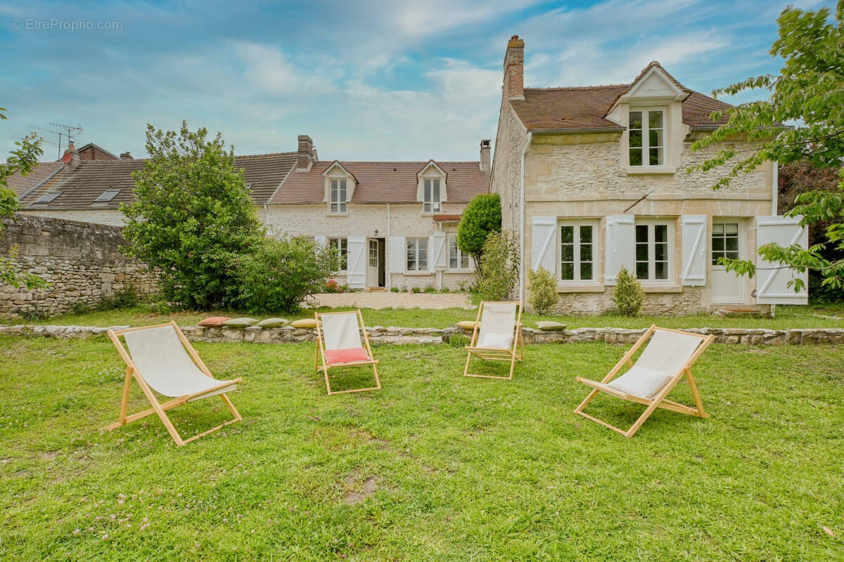 Maison à CHANTILLY