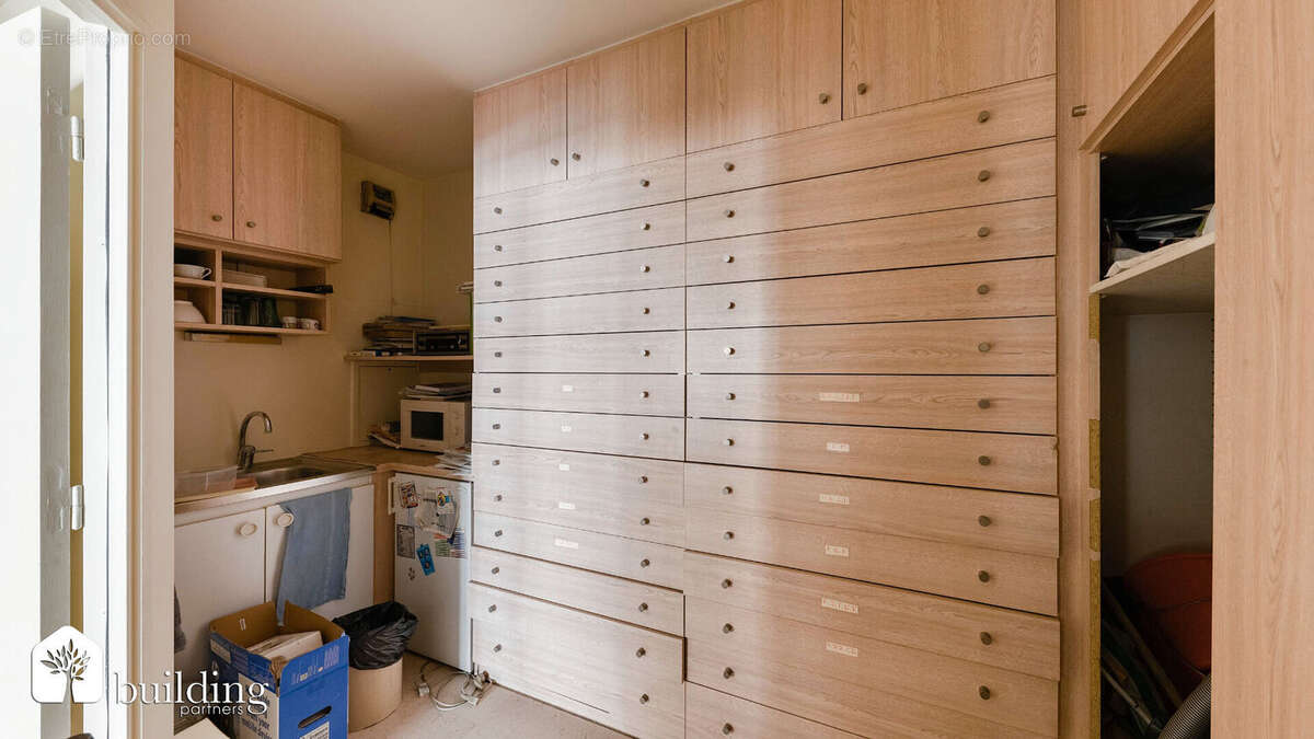 Levallois-Perret Mairie - Appartement 3 pièces avec balcons de 77 m² - photo 13