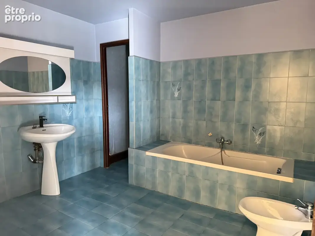 Maison 8 pièces 220 m² à vendre à Mondragon (84430) - photo 5