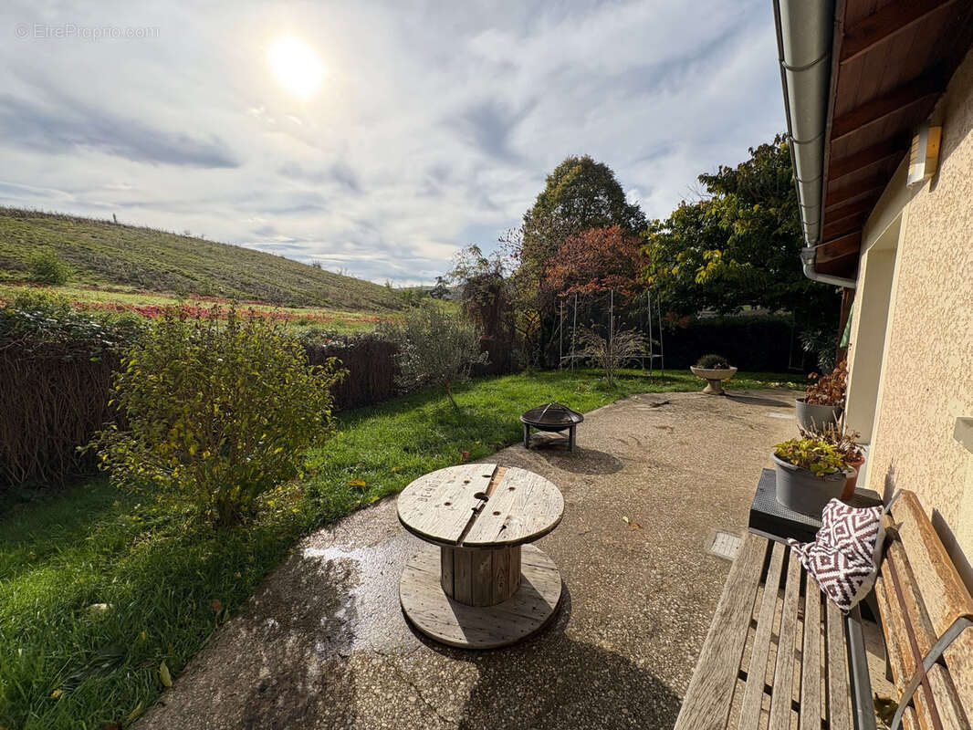 Maison à LE PERREON