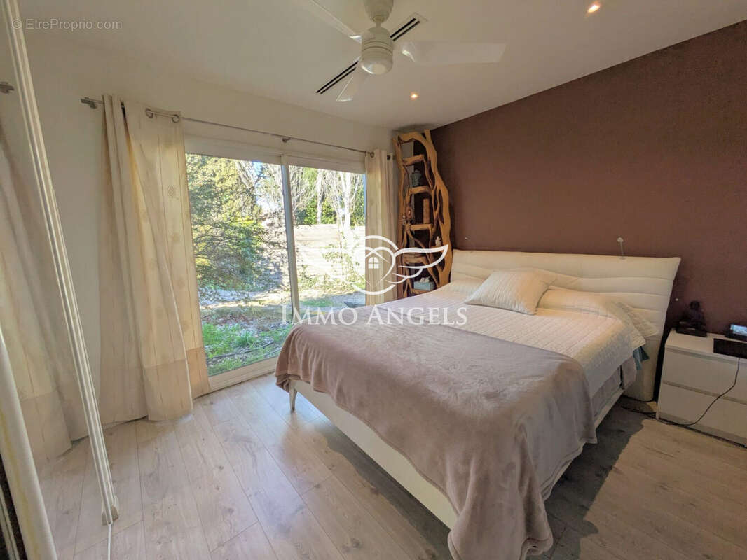 Chambre - Maison à BEZIERS