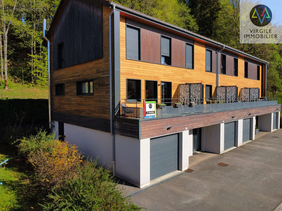 Appartement à LES GRANGETTES