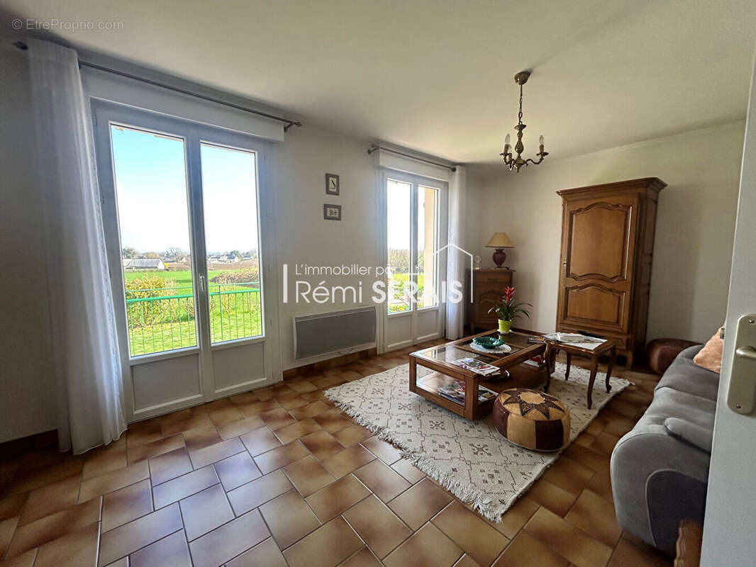 Maison à LA LANDE-PATRY