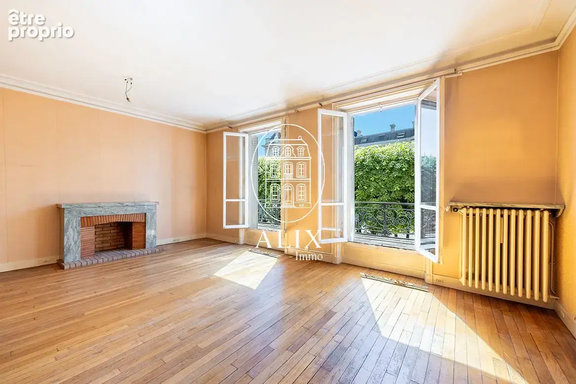 Appartement à LEVALLOIS-PERRET