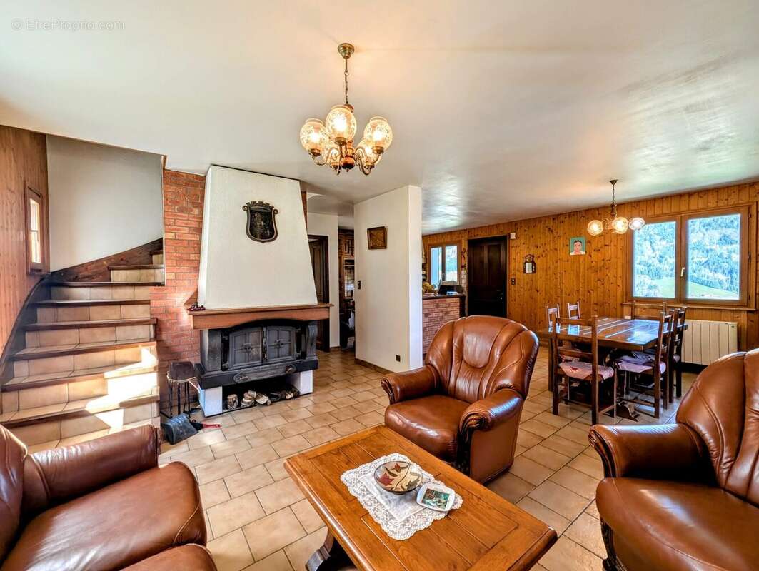 Maison 279 m² à Bonneville  - photo 3