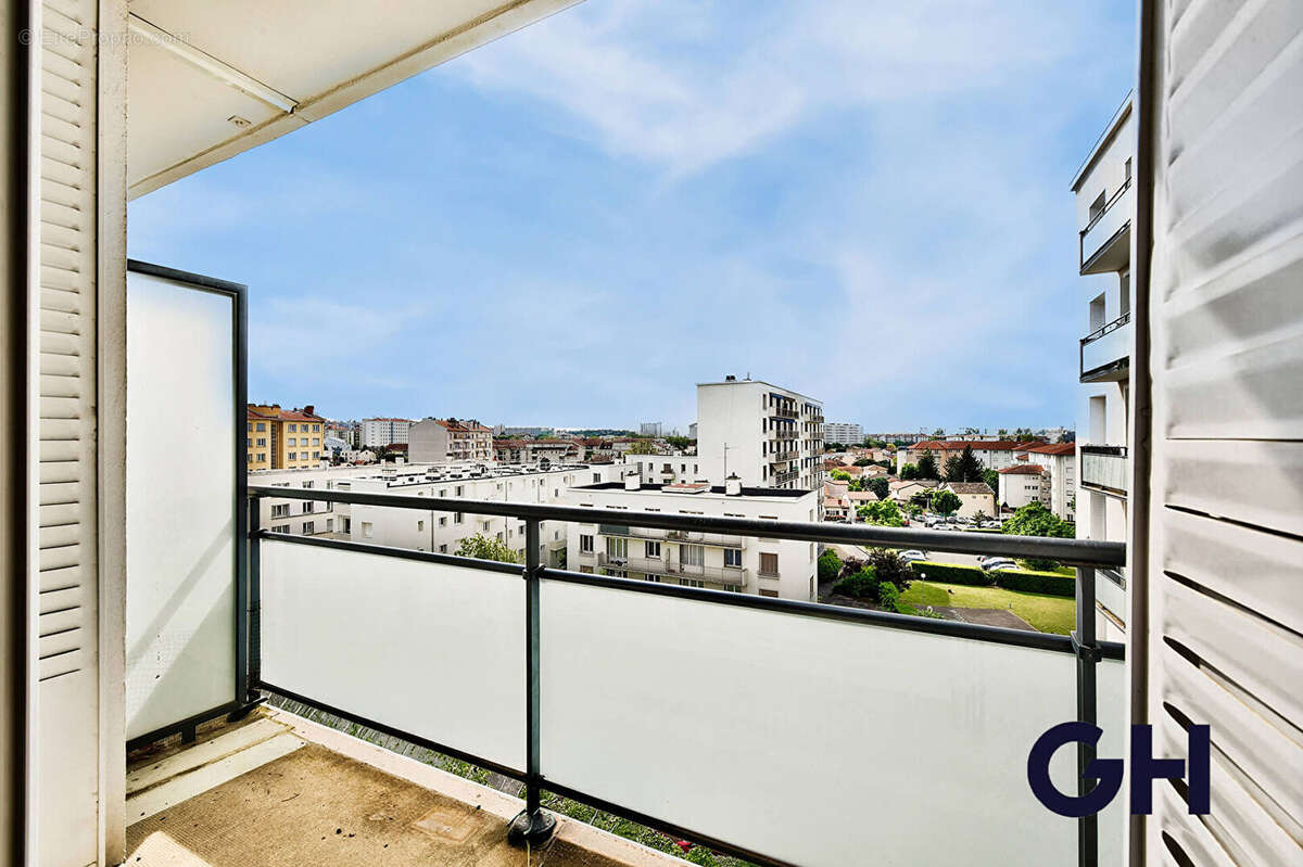 Appartement à LYON-8E