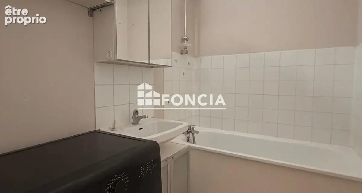 Appartement de 80 m² avec balcon et cave - photo 6