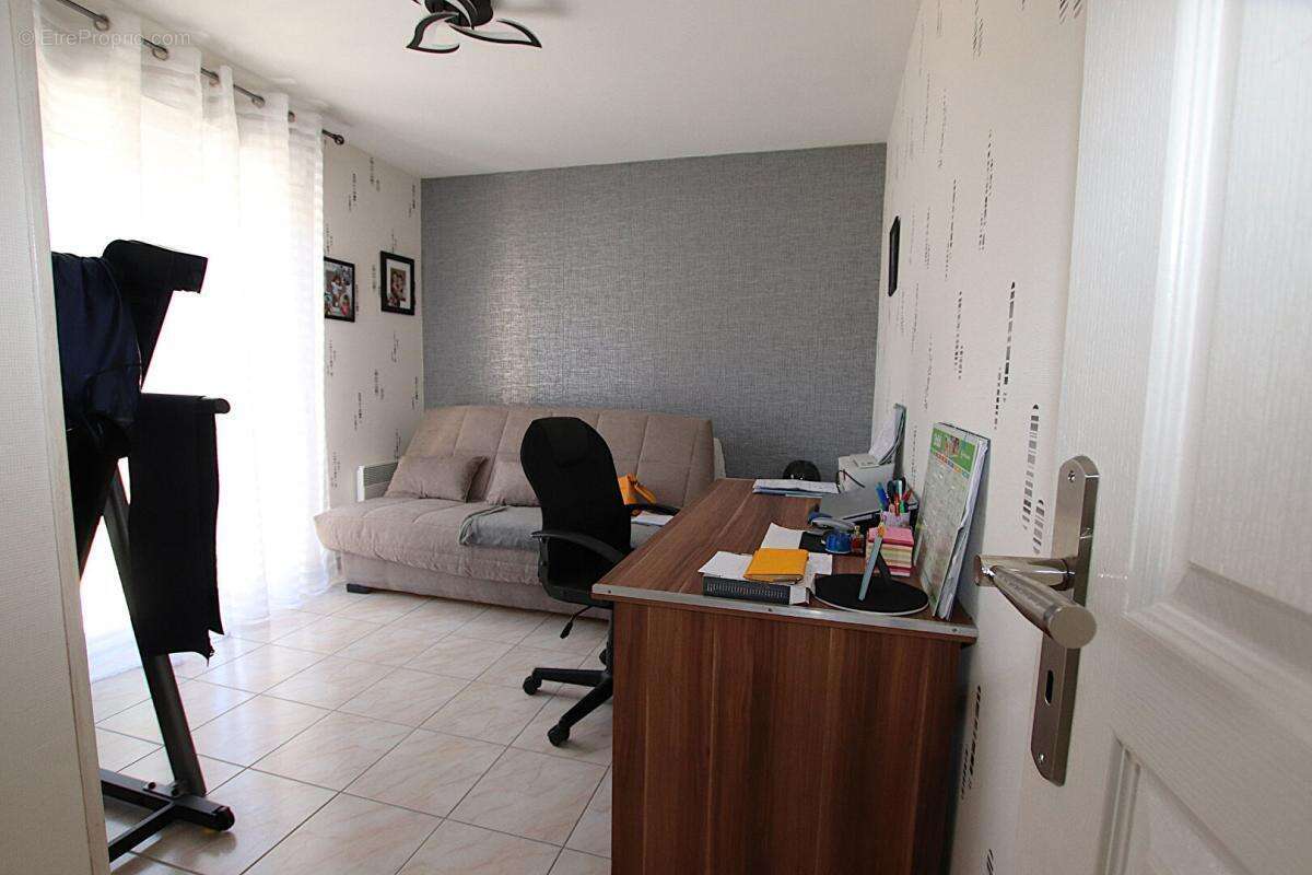Villa de plain-pied 136 m² - Cadre exceptionnel - photo 9