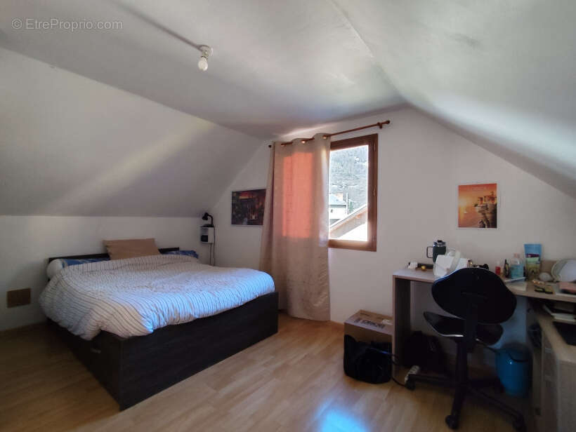 Maison à L'ARGENTIERE-LA-BESSEE