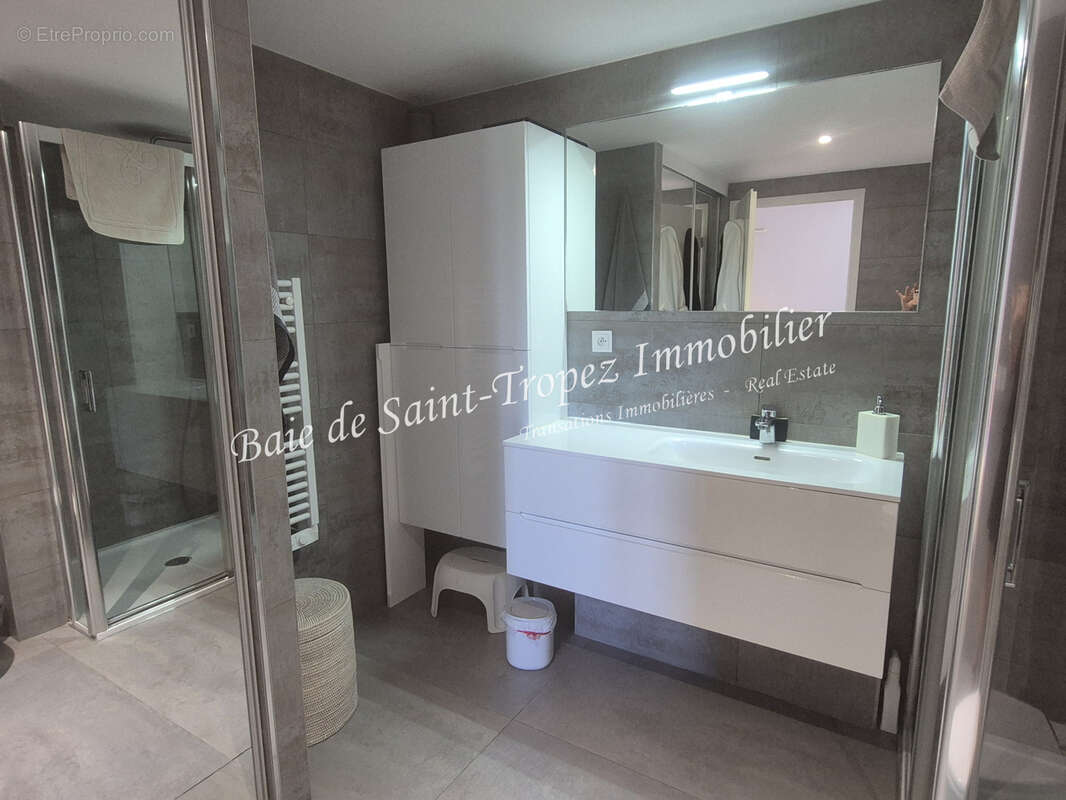 Appartement à SAINT-TROPEZ