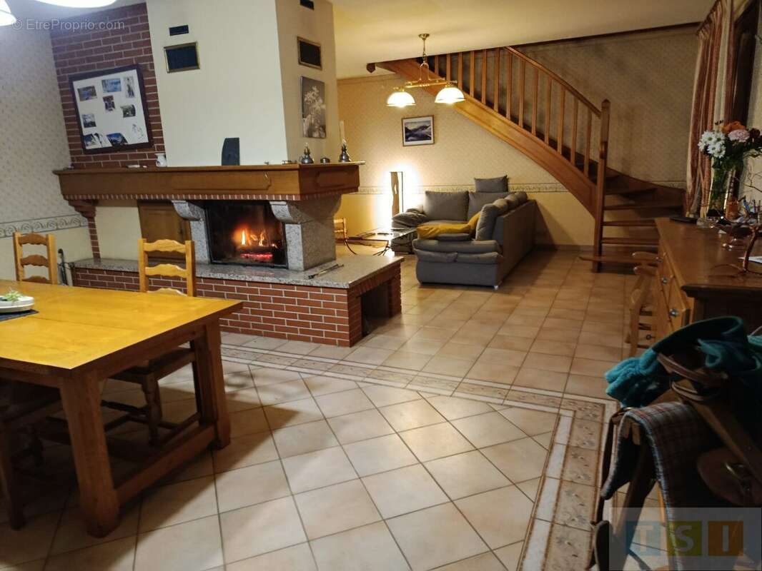 Maison à CASTELNAU-MAGNOAC