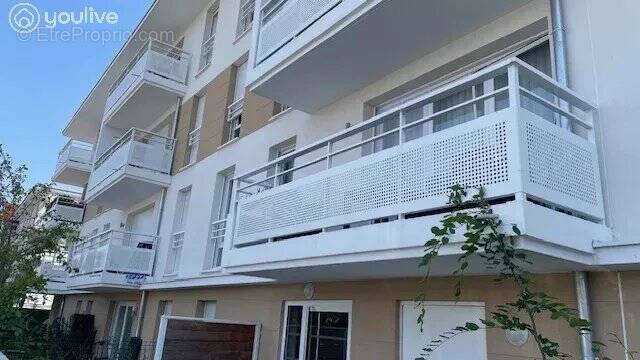 Appartement à SARTROUVILLE