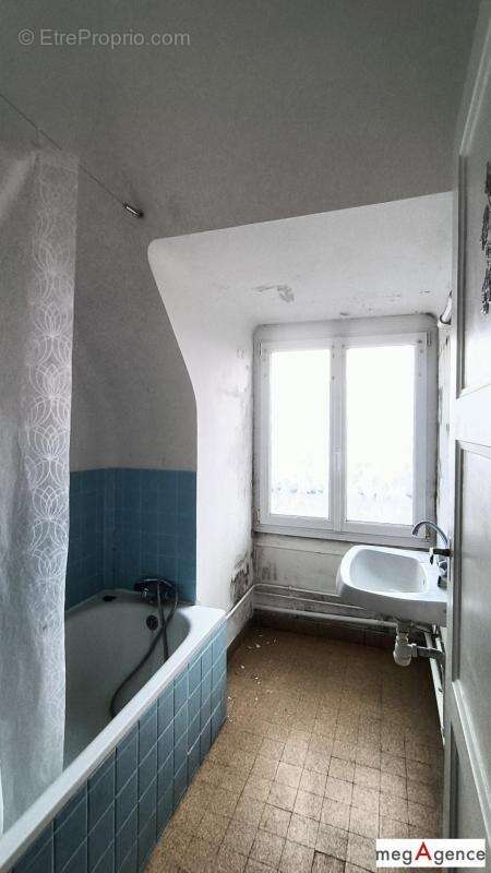 Appartement à LASSAY-LES-CHATEAUX