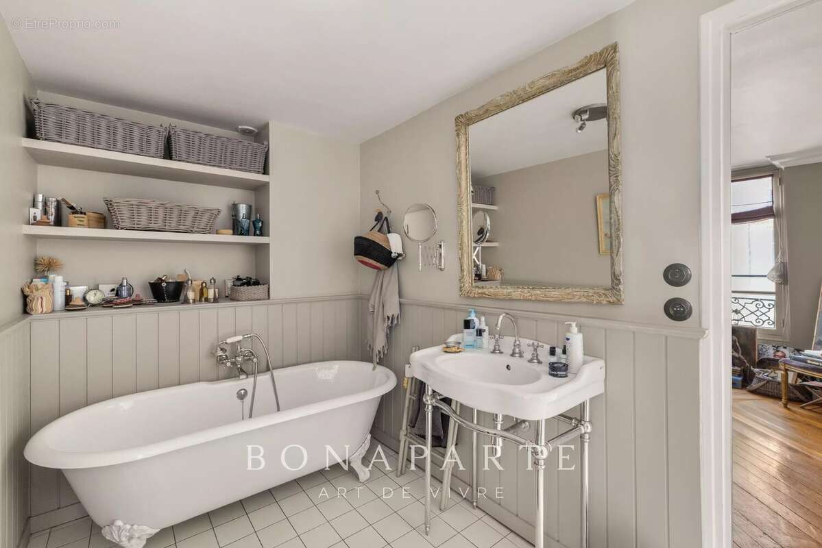 Paris 8ᵉ – Madeleine  Appartement 5 pièces avec balcon - photo 13