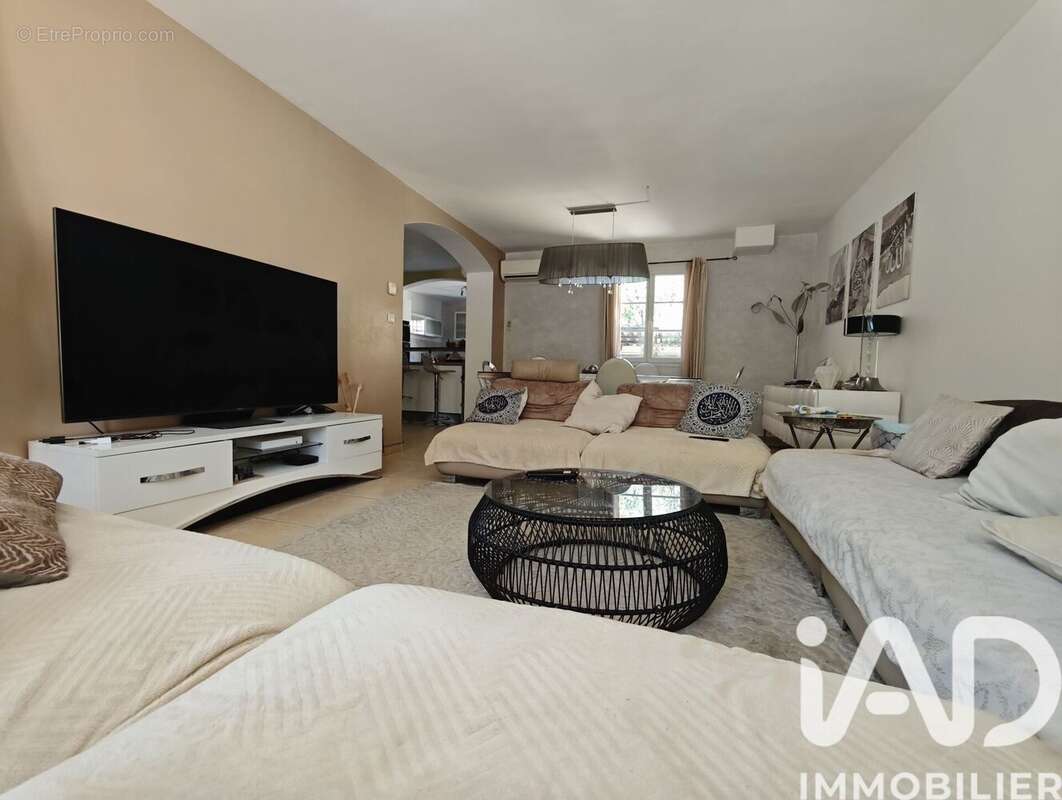 Photo 3 - Maison à MARSEILLE-13E