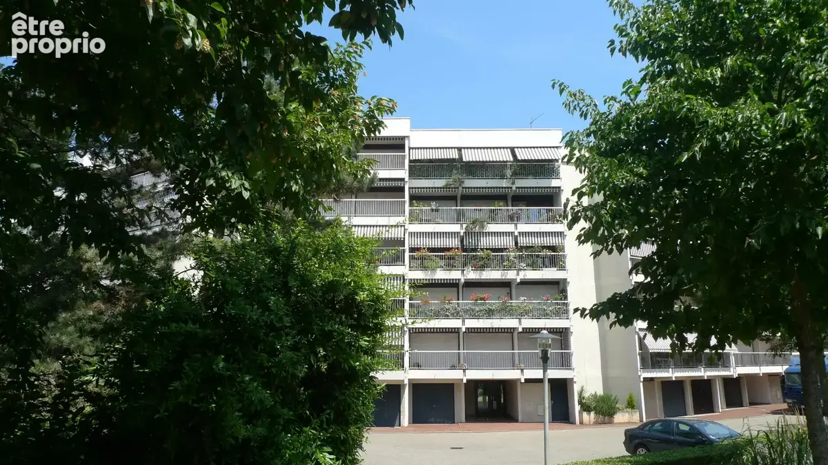 Écully  Grand appartement de caractère, 127 m² - photo 4