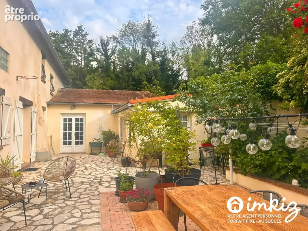 Magnifique maison familiale baignée de verdure - photo 8