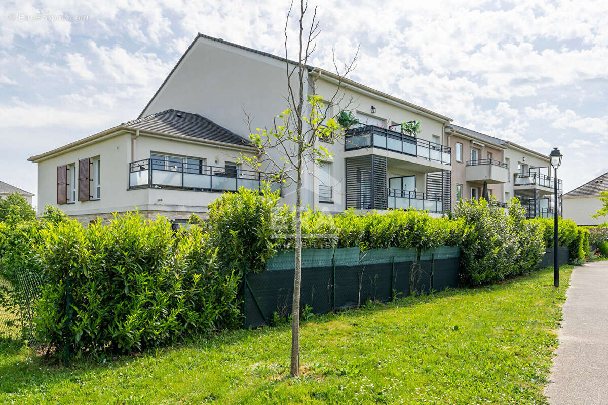 Appartement à MENNECY