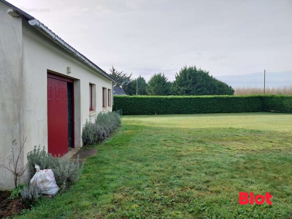 Terrain à LANCIEUX