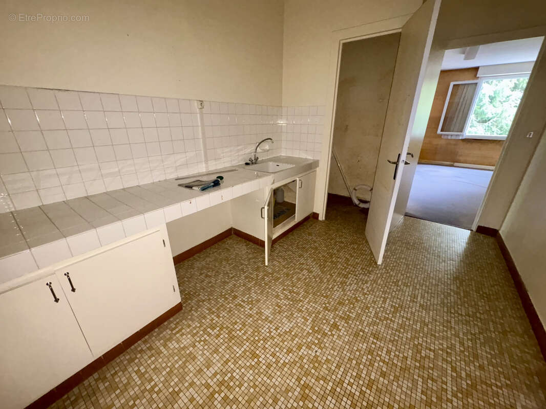 Maison à CHATEAUPONSAC