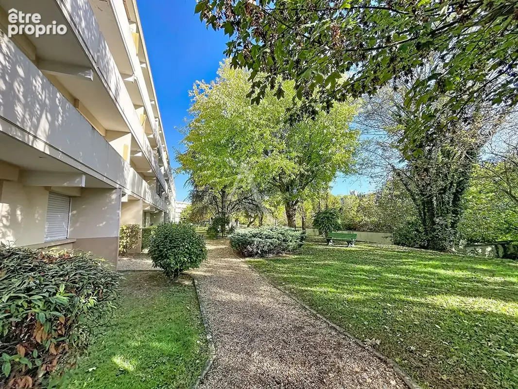 À vendre - appartement 4 pièces - saint-fargeau-ponthierry - photo 12