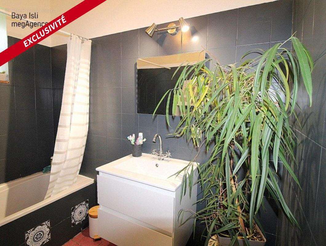 Appartement à SAINTE-SIGOLENE