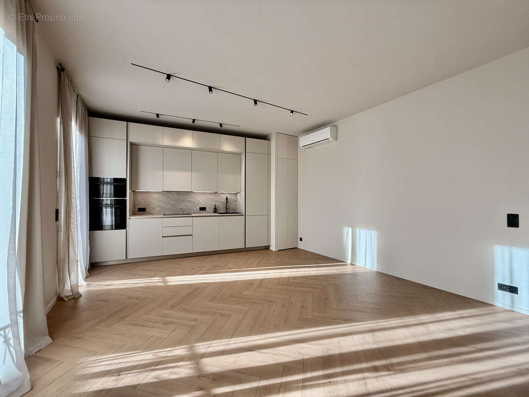 Appartement à BEAUSOLEIL