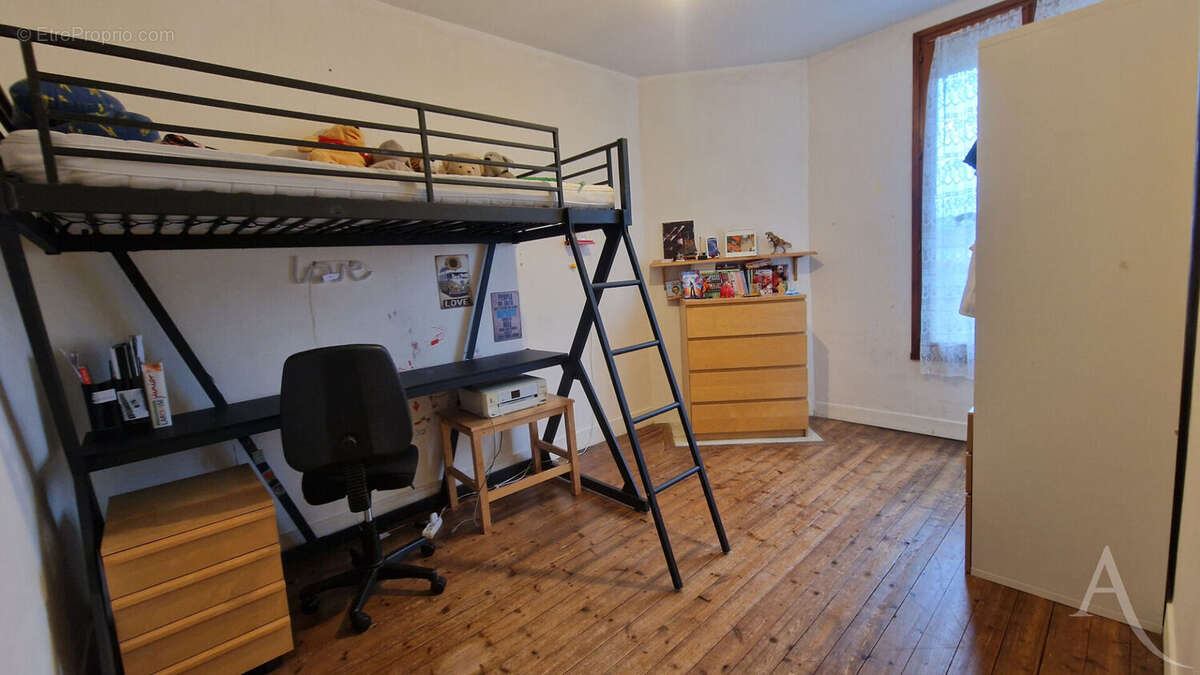 Maison à MANTES-LA-JOLIE