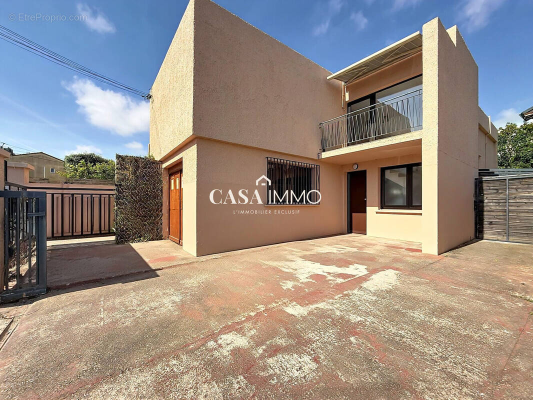 Appartement à HYERES