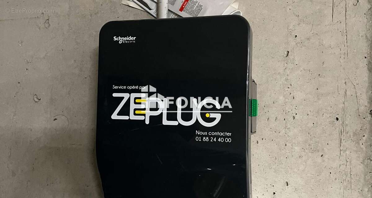 Parking à ISSY-LES-MOULINEAUX