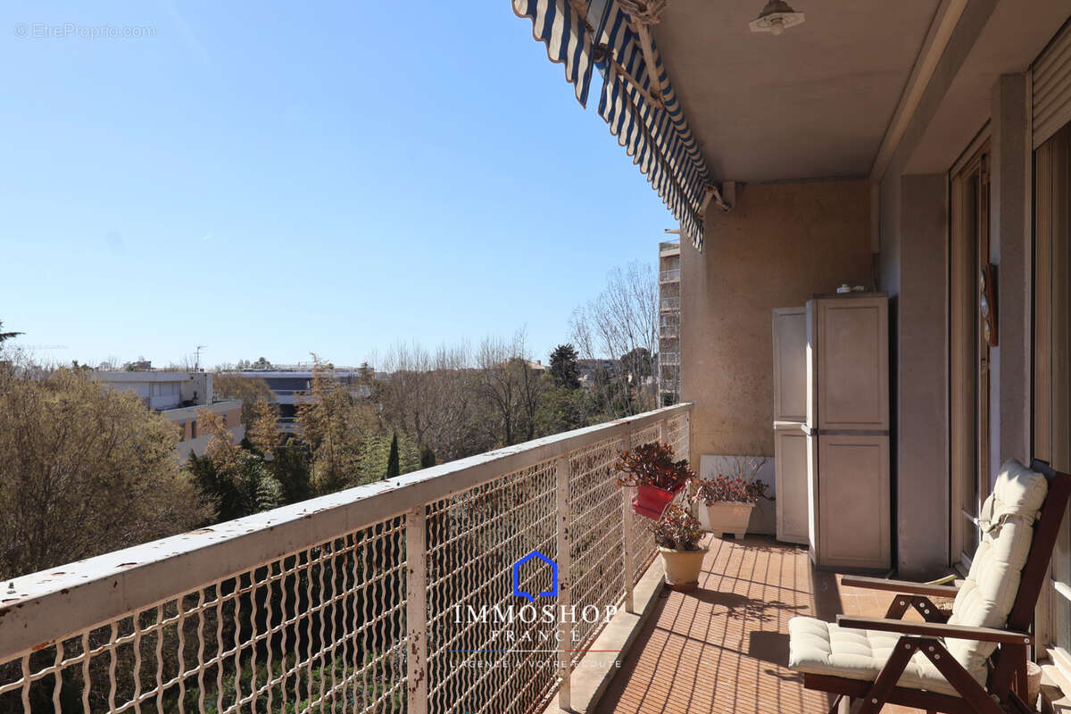 Appartement à MARSEILLE-8E