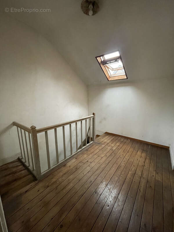 Maison à SAINT-QUENTIN