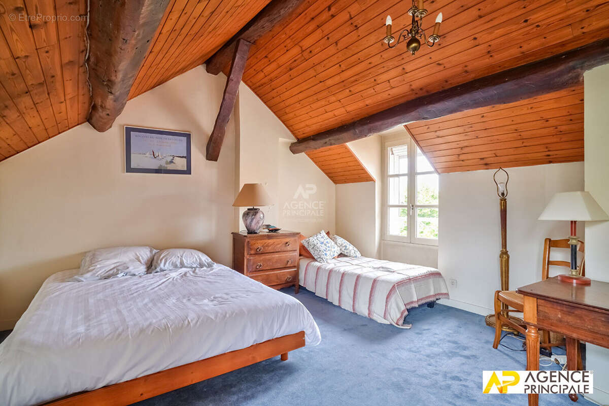 Maison à MAISONS-LAFFITTE