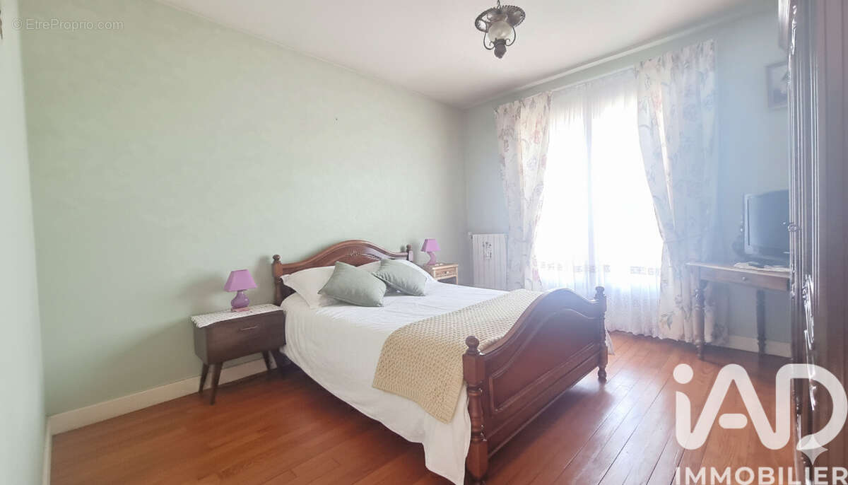 Maison 185 m² à La Tremblade  - photo 6