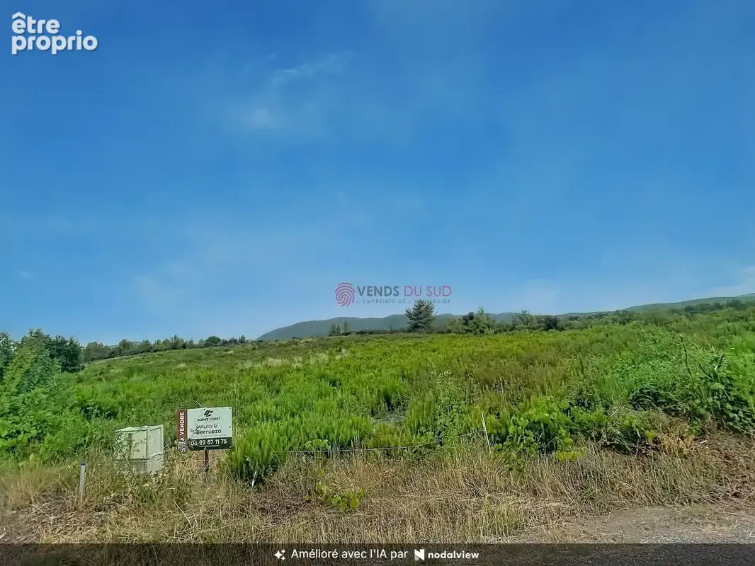 Photo Terrain à Saint-Chinian au prix de 220 000€